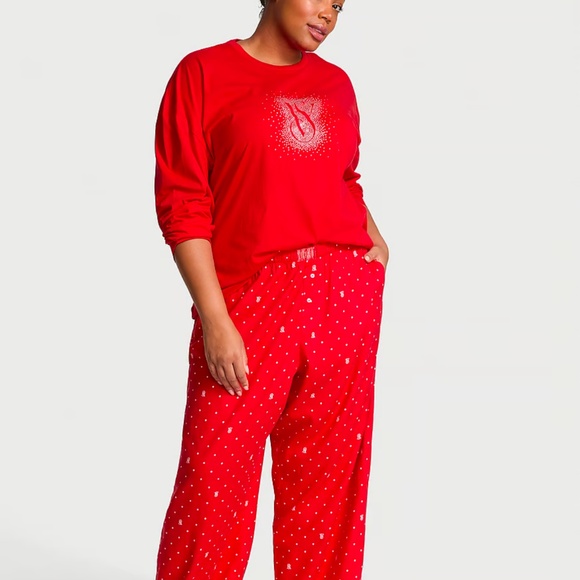 New❤️ Victoria's Secret Red Flannel Long-Sleeve Tee-Jama Set